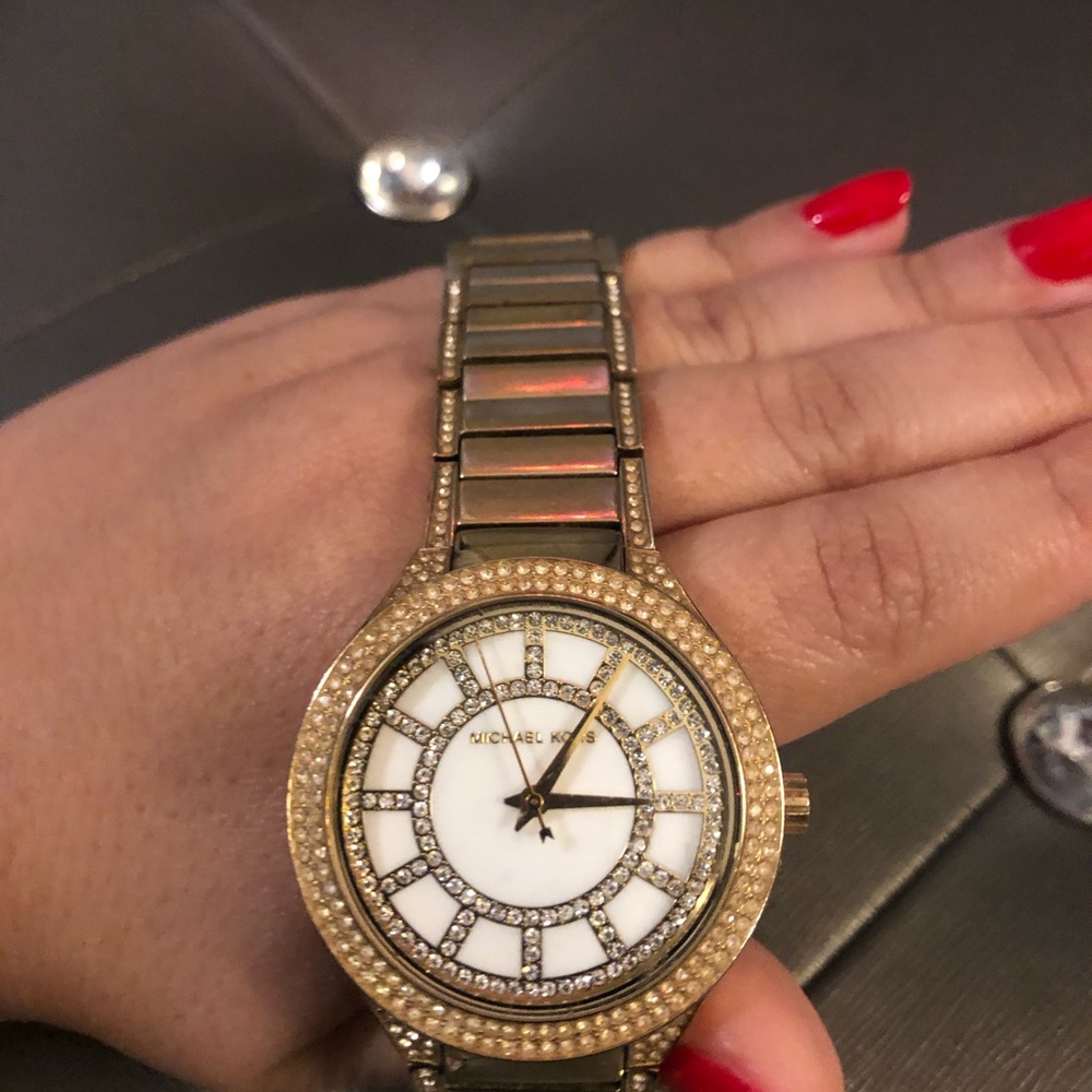 AUTHENTIC MICHAEL KORS WATCH